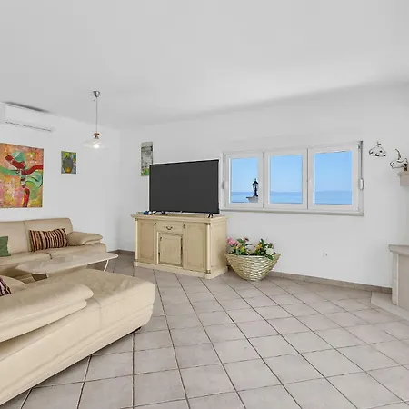 Beautiful In With Wifi Holiday home