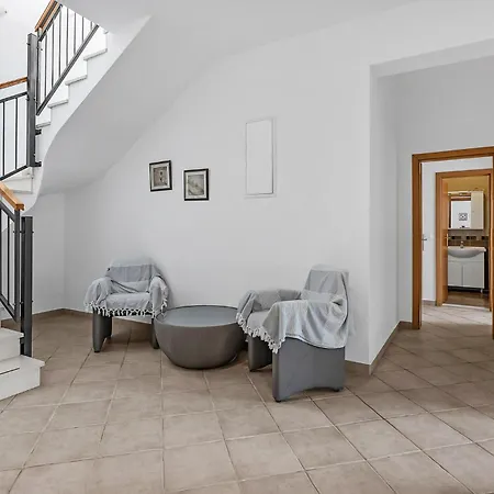 Beautiful In With Wifi Holiday home