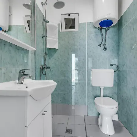 Holiday home Beautiful In With Wifi Makarska
