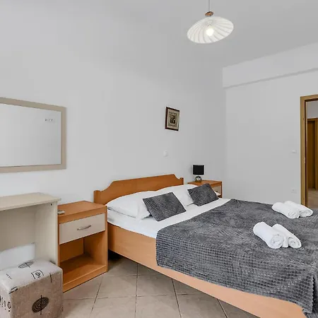 Put Zuke I * Макарська