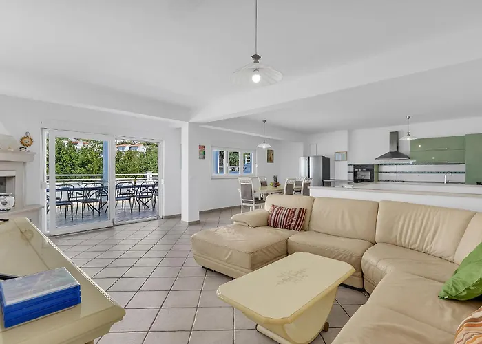 בית נופש Put Zuke I *