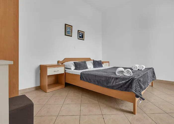 Put Zuke I * Makarska